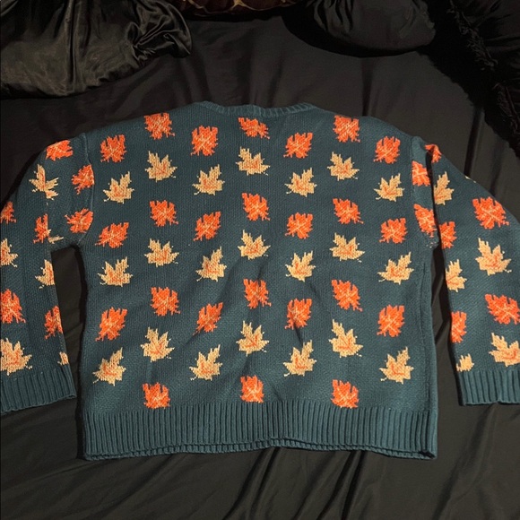 Leaf Patterned Sweater -Dark Green - Picture 4 of 4